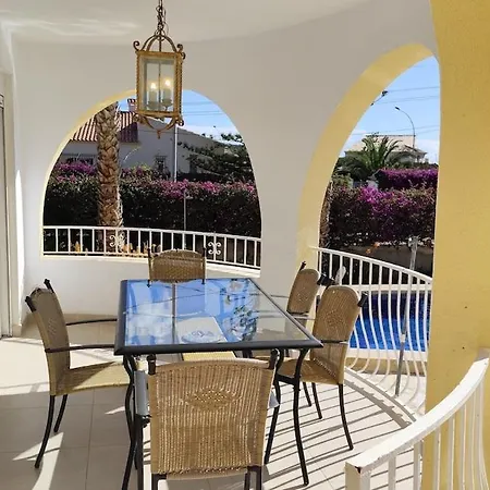 Eva With Private Swimming-pool! Сasa de vacaciones