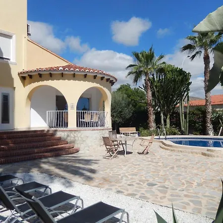 Сasa de vacaciones Eva With Private Swimming-pool!