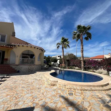 Eva With Private Swimming-pool! Сasa de vacaciones