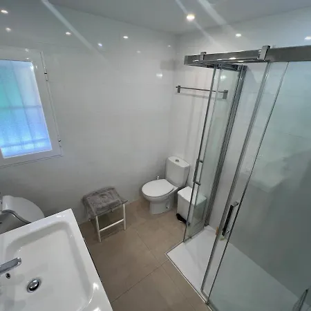 Eva With Private Swimming-pool!