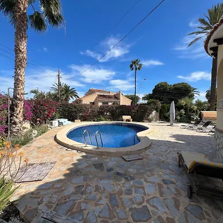 Eva With Private Swimming-pool! *